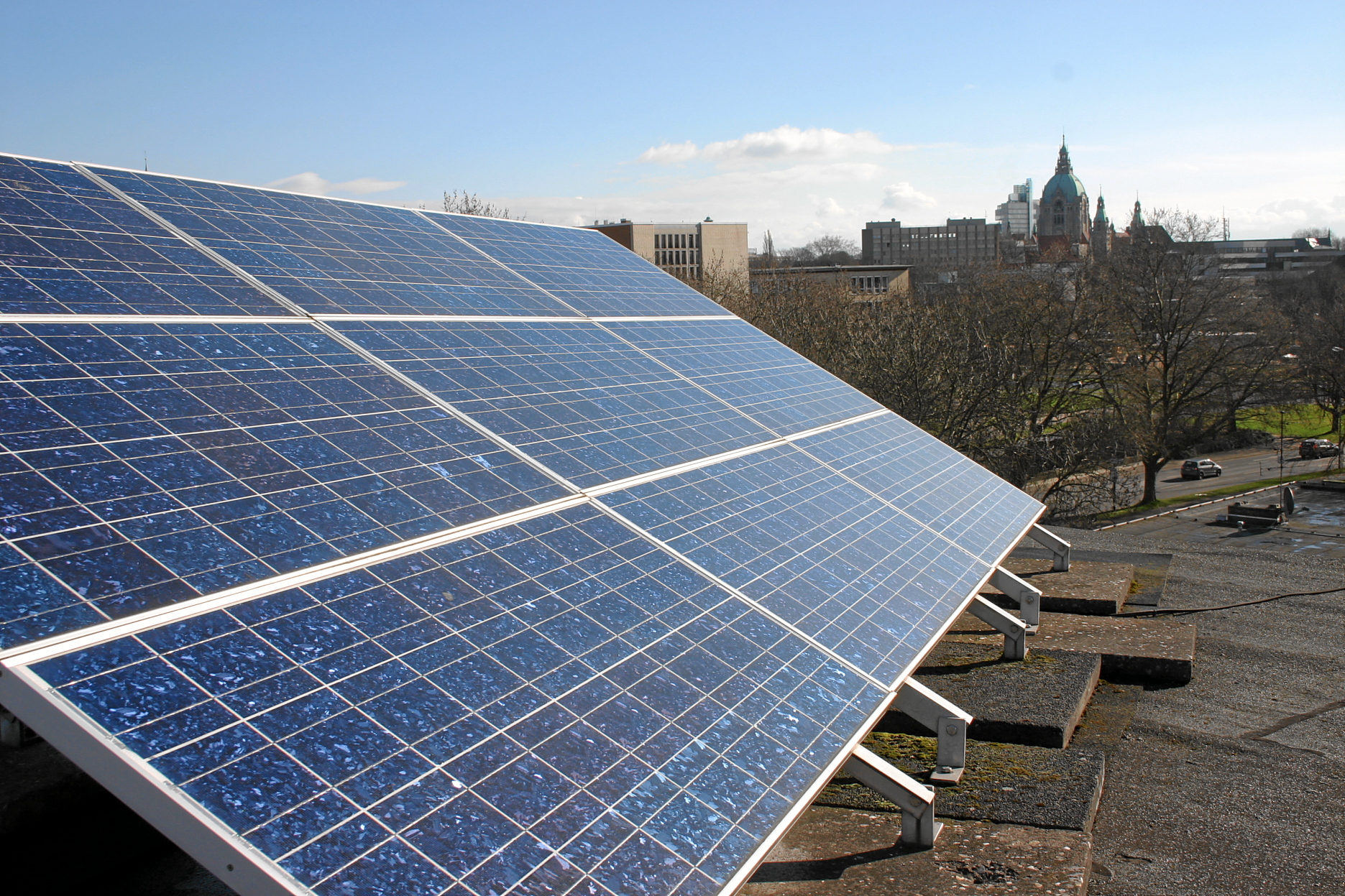 A2_dreh_Anlage_Dach_Farbe