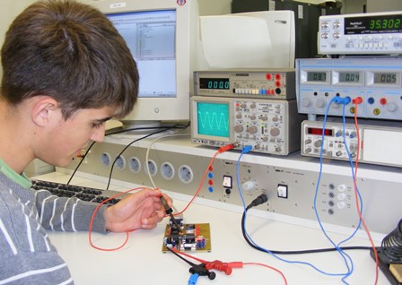 E-Schaltung prüfen web