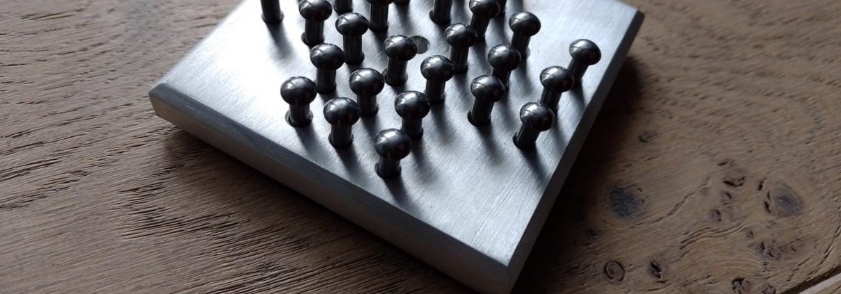 Selbst gefertigtes Steckspiel