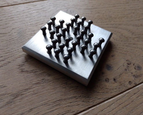 Selbst gefertigtes Steckspiel