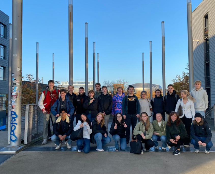 A45AB6EC-57E9-4D21-9656-42C4FDAF3631